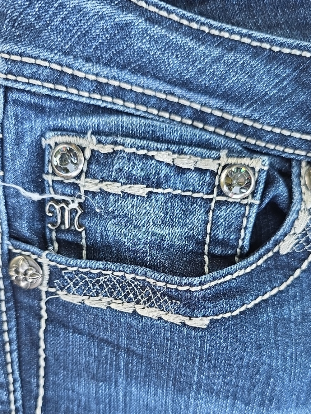 Miss Me JE5759EL Embellished Bling Rhinestone Easy Bootcut Jeans Size 32 - Picture 8 of 16